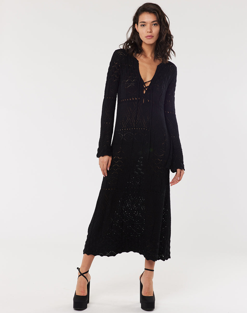 Giselle Scallop Knitted Black Dress